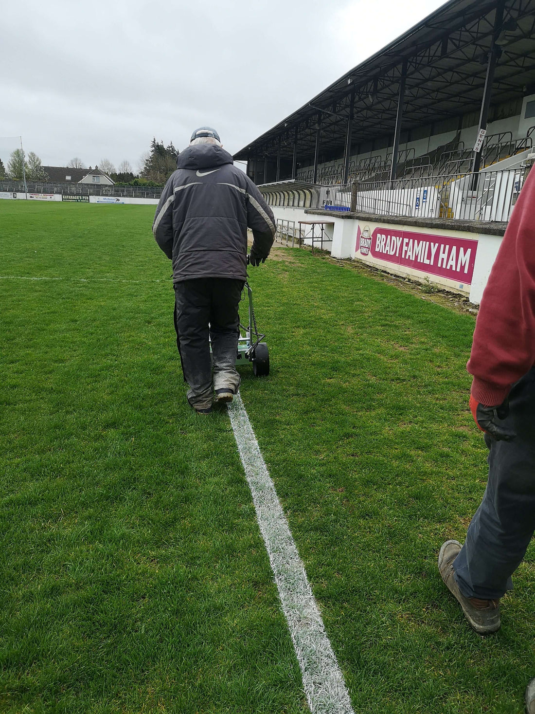 Comprehensive Guide to Pitch Marking Paint Pitchmarkingpaint.ie